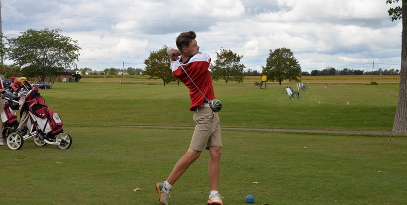 Men's Golf 9th After First Round of Parkside Invitational