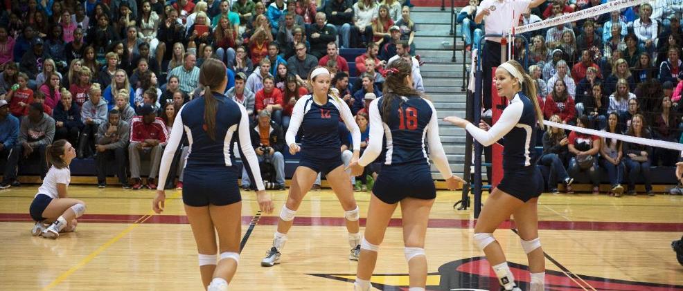 Sweep Over Missouri S&T Gives Volleyball Split on Day Two at Crossover Challenge