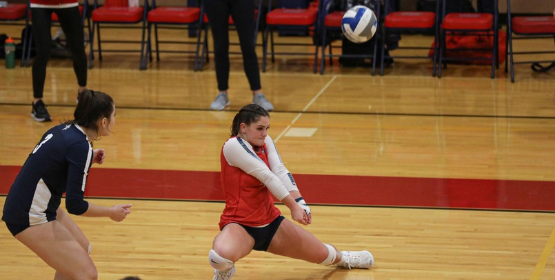 Cardinals split on day one of Cedarville Tournament