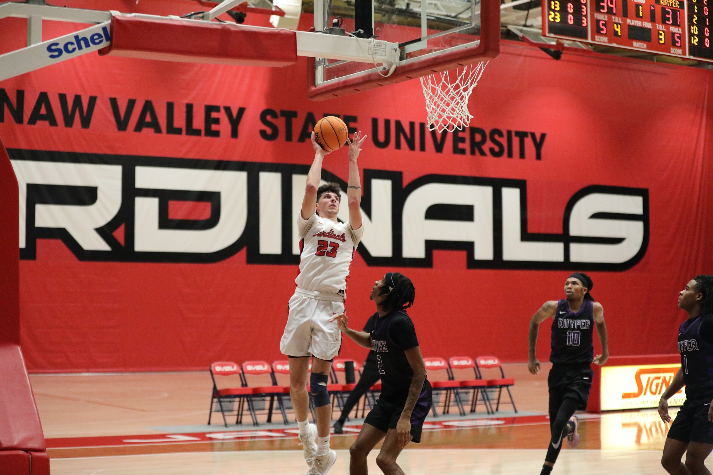 Cardinals End 2024 with 87-63 Win Over Kuyper