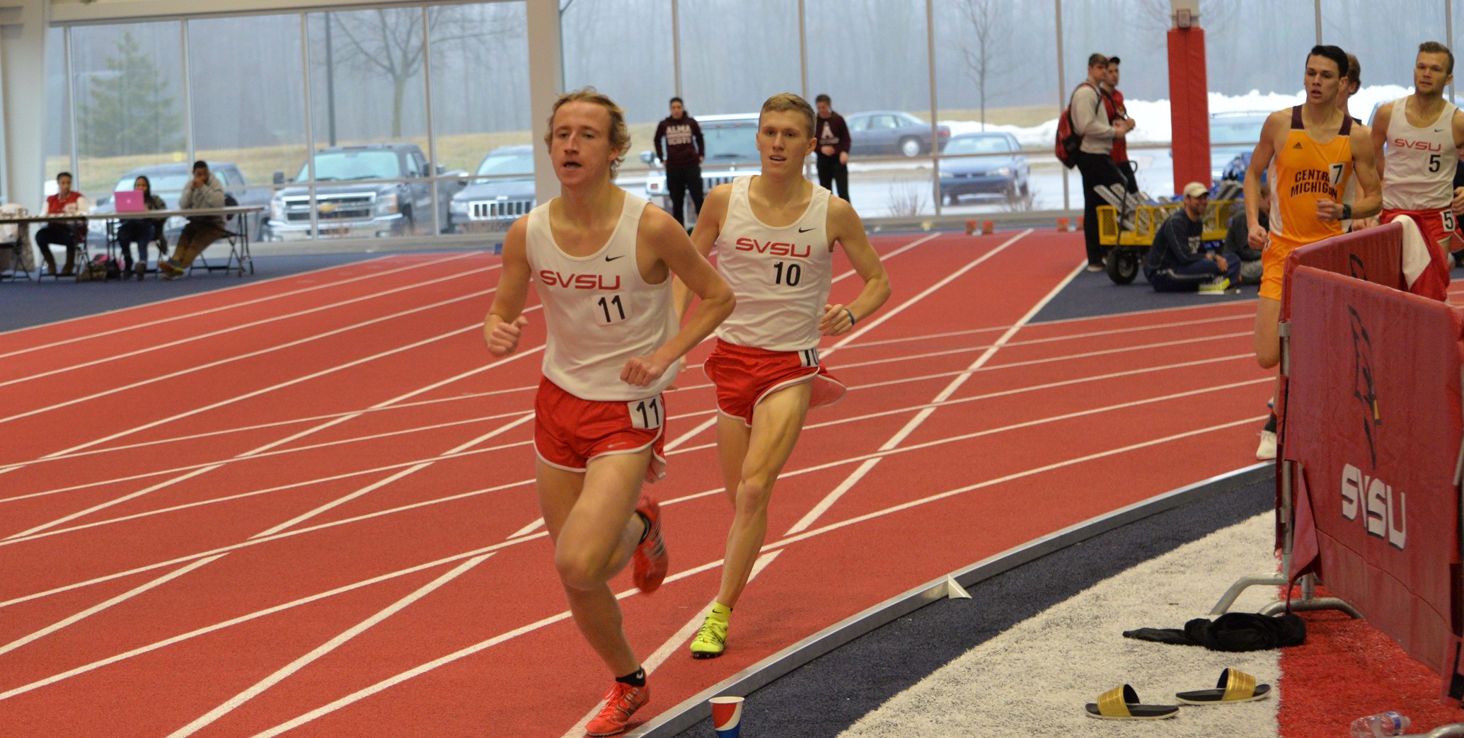Tom Goforth led a trio of Cardinals who finished out front in the men's mile run...