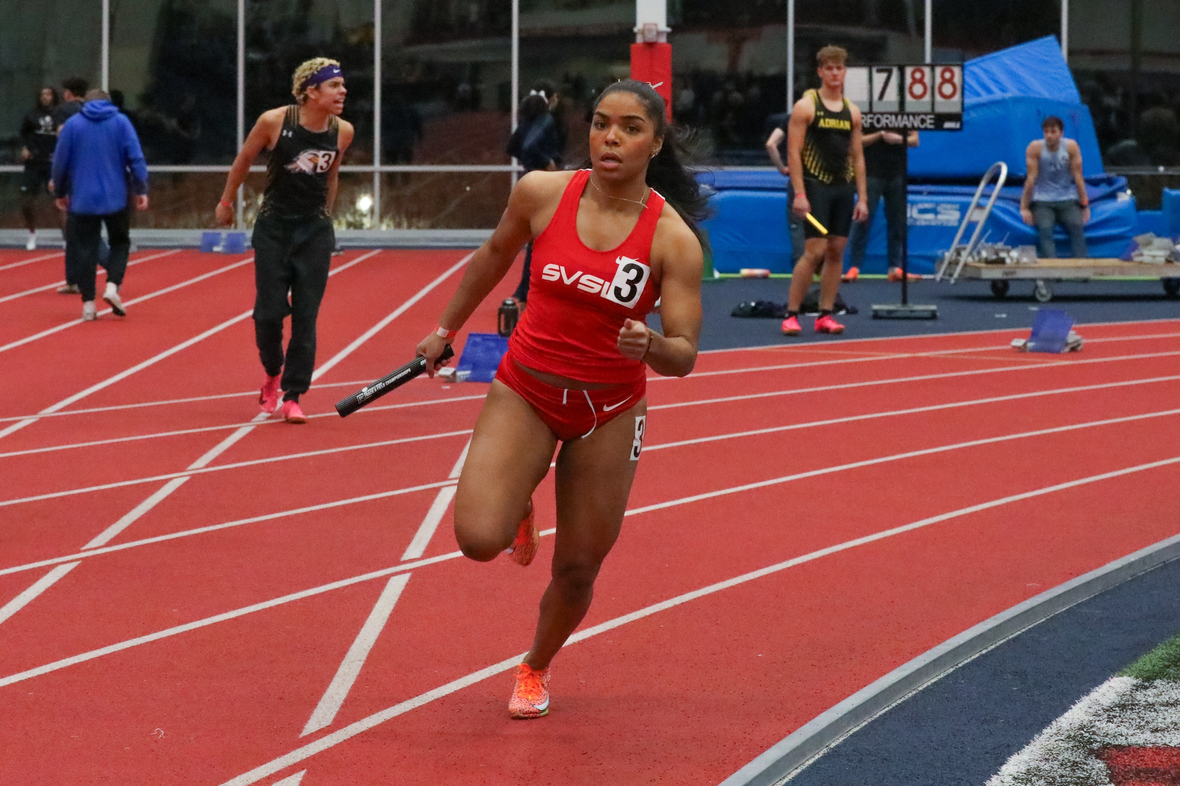 Cardinals Begin Indoor Season with Annual Holiday Classic at Home