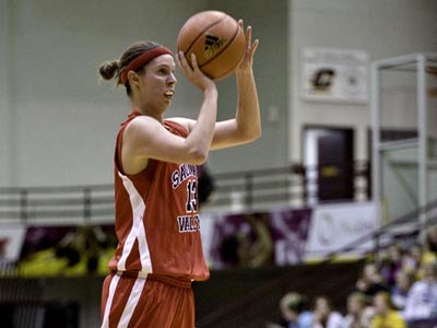 Lady Cards Make It Two In A Row, Beat Ferris, 66-50