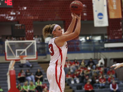 Lady Cardinals Fall To Oilers, 72-63