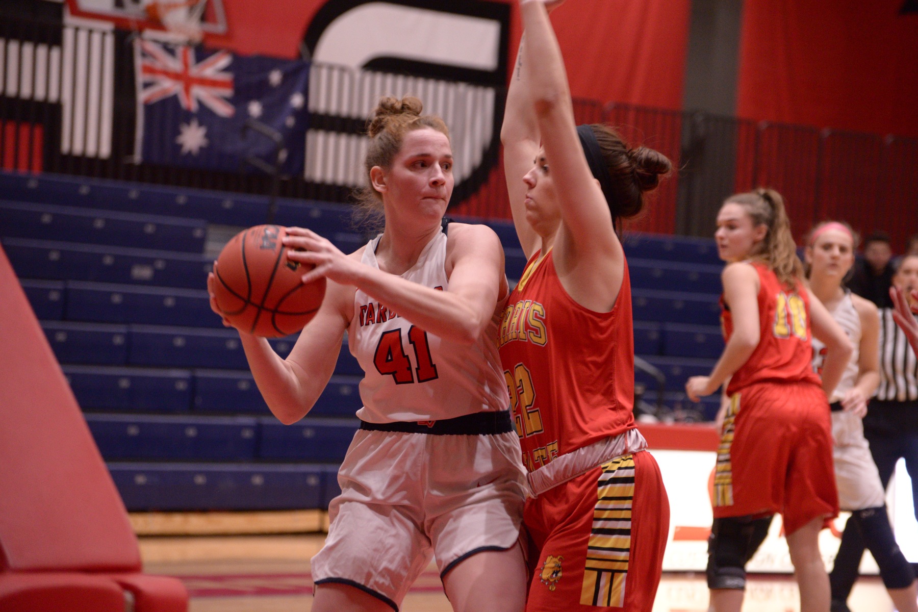 Lady Cardinals drop 60-56 contest to Bulldogs