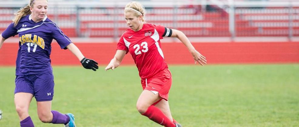 Women's Soccer Tourney Run Ends After Loss at Wisconsin-Parkside