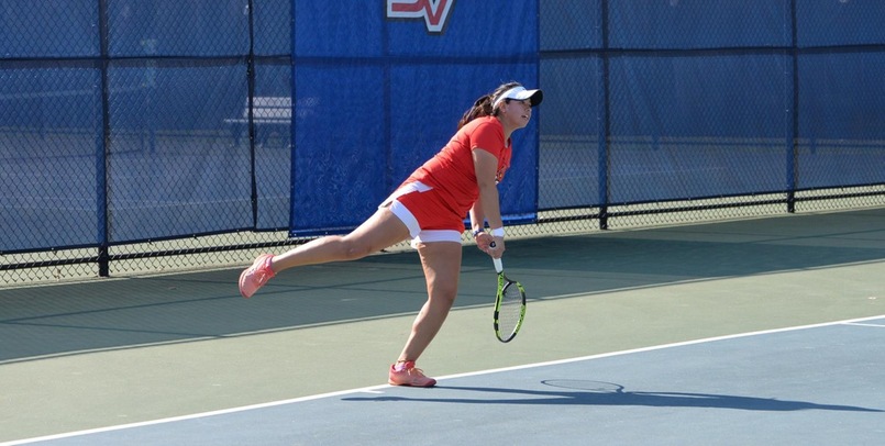 Tampa Defeats Saginaw Valley Women's Tennis, 7-0